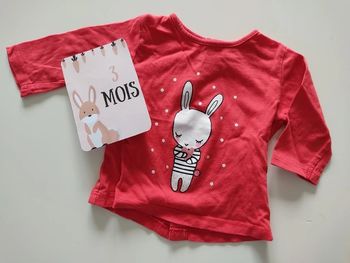 Tee shirt manches longues taille 3 mois