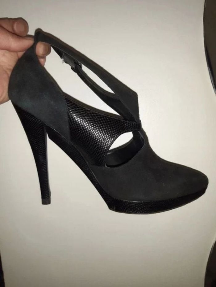 Escarpins noir Heyraud