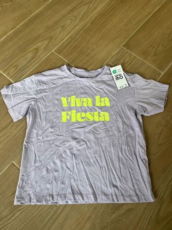 Tee shirt neuf 10 ans