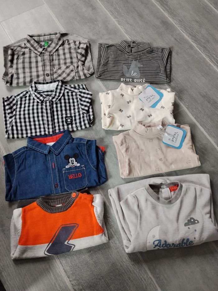 Lot de vêtements en 12 mois - photo numéro 1