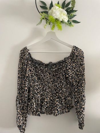 🌸 t-shirt manche longue court fleurie taille 36 primark 🌸