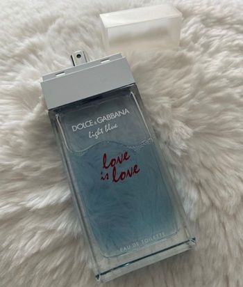 Eau de toilette Light blue love is love édition limitée 100 ml femme