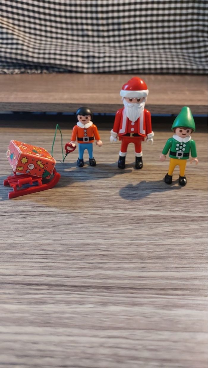 Lot playmobil Noël en très bon état - photo numéro 2