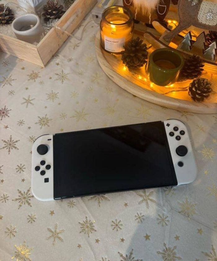 Nintendo Switch oled - photo numéro 5