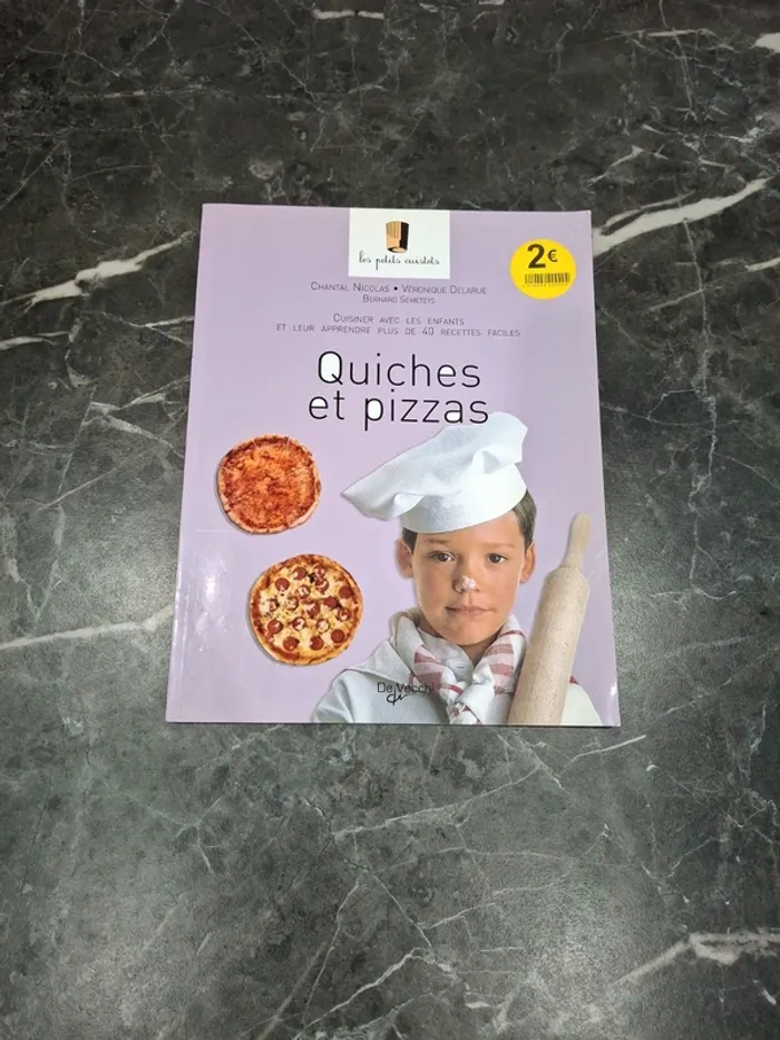 Livre cuisine pizza et quiche , cuisiner avec les enfants en très bon état