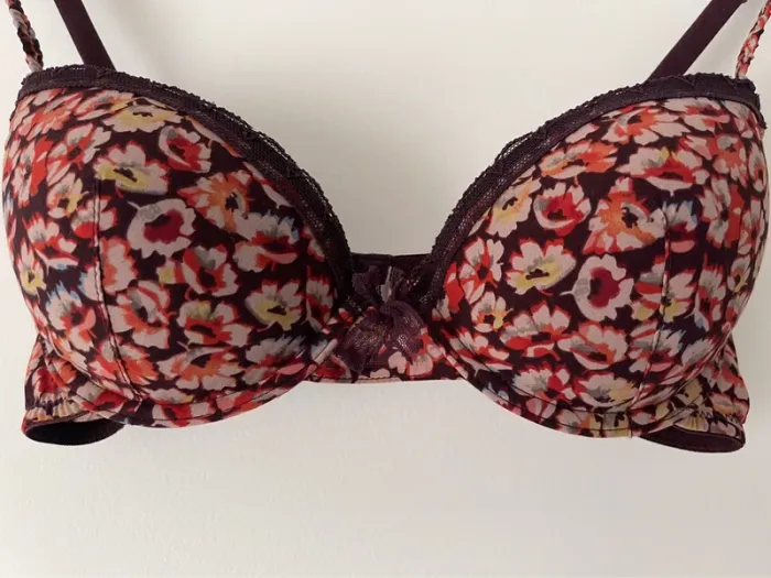 Joli soutien-gorge fleuri Miss Helen de chez Monoprix aux couleurs de l’automne 90B - photo numéro 2