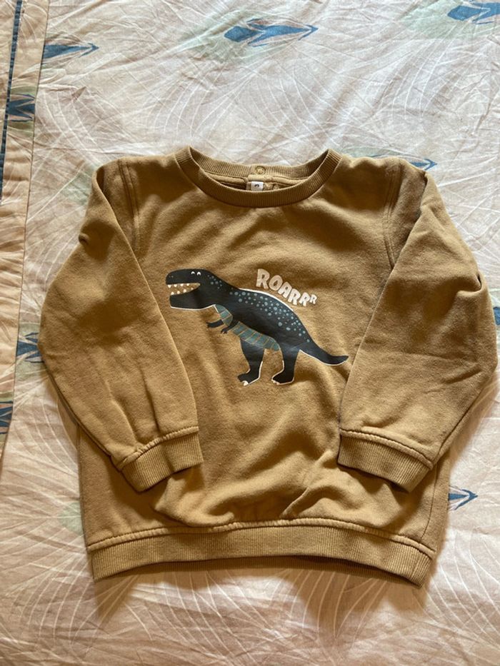 Sweat dino 3 ans