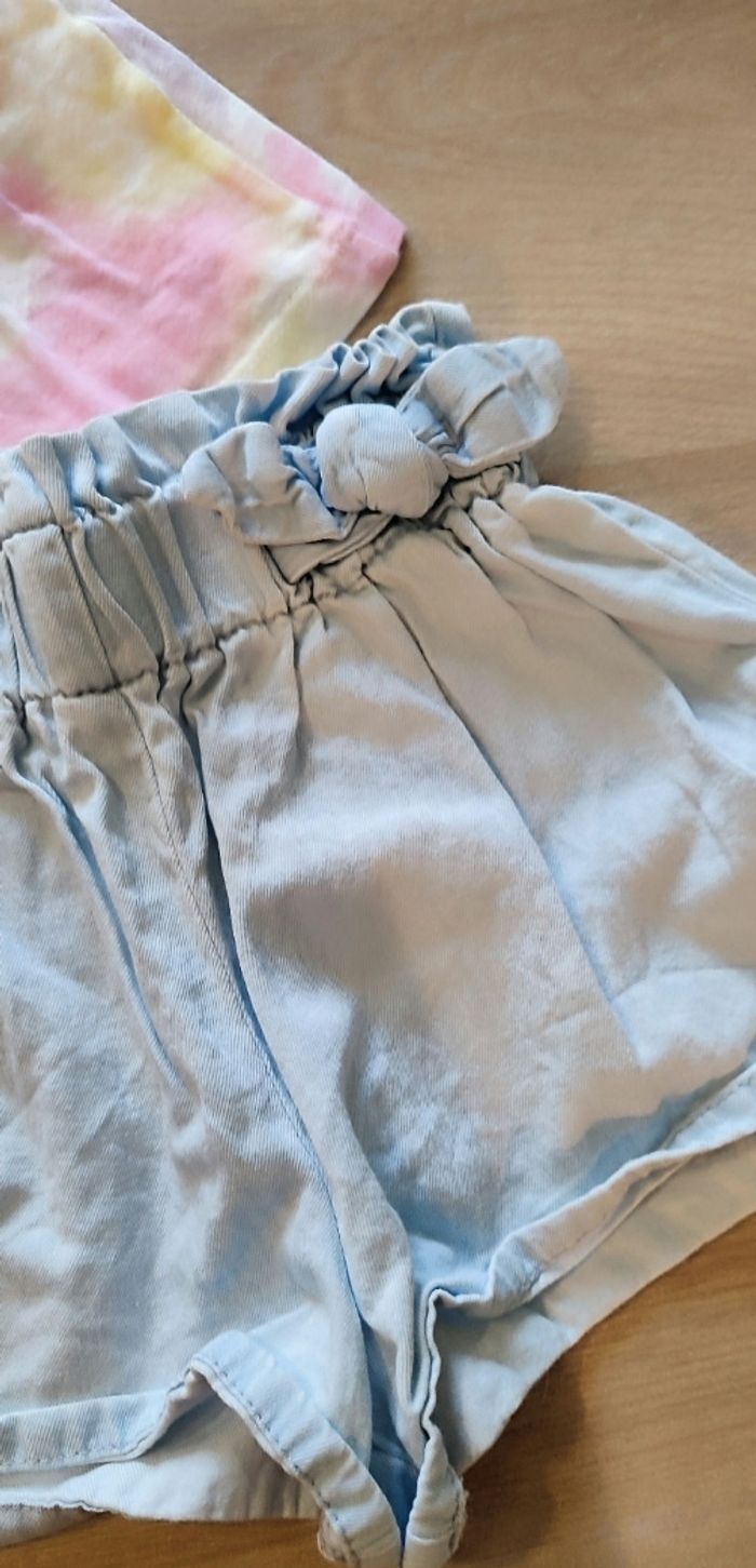 Tenue t-shirt+ short jean - 9 mois - photo numéro 3