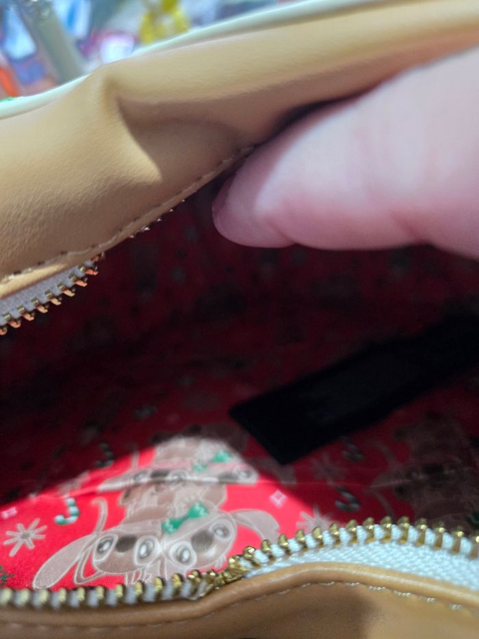 Loungefly stitch pain d’épice - photo numéro 5