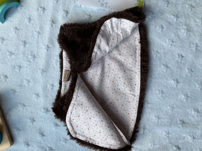 gilet sans manches en fourrure marron intérieur blanc et rose 3 mois boite à malices - photo numéro 7