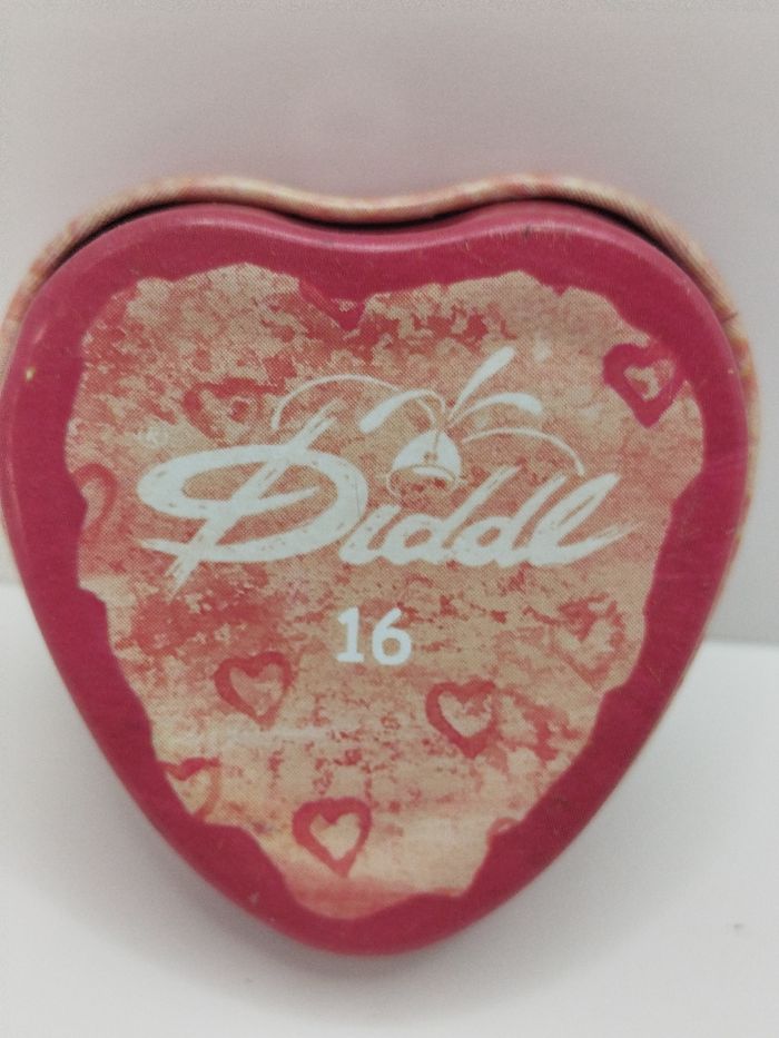 Boites en métal et porte-clé Diddl - photo numéro 8