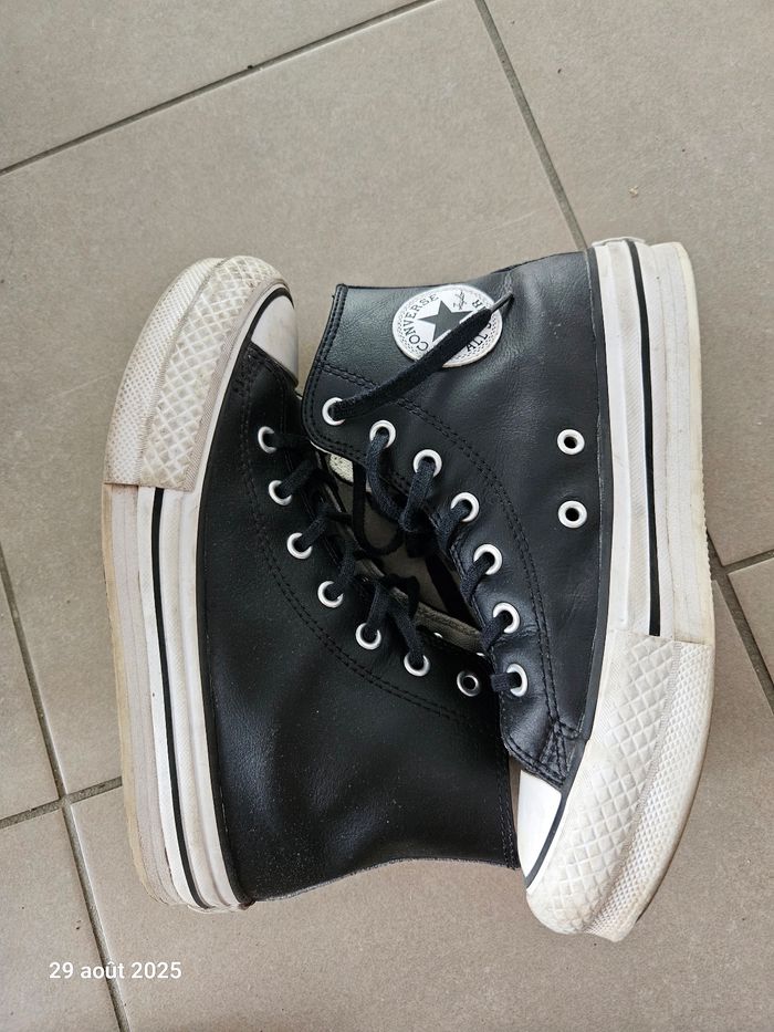 Converse - photo numéro 5