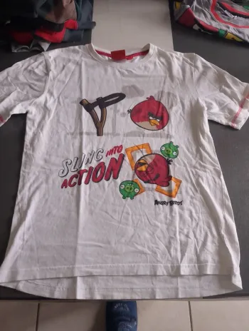 T-shirt manche courte angry bird 12 ans