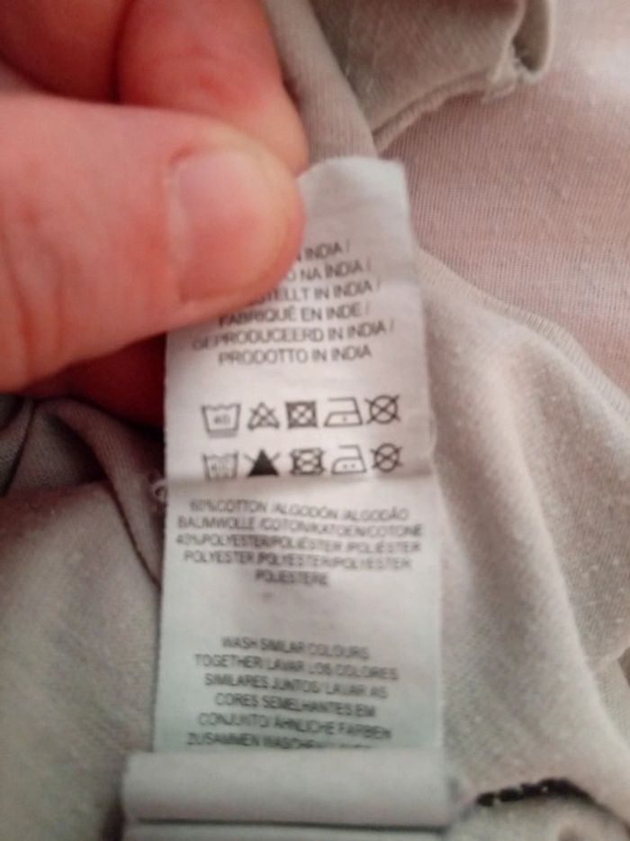 Tee-shirt manches courtes gris. 4 ans - photo numéro 13