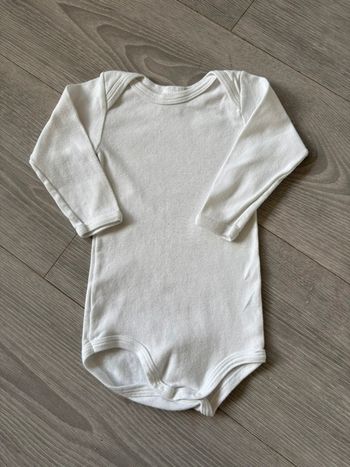 Body petit bateau taille 12 mois