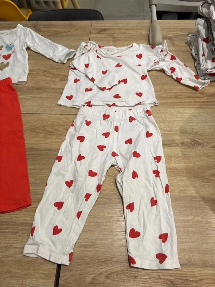 Lot de 2pyjamas - photo numéro 12