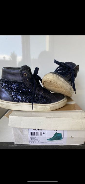 Basket pailleté bleu nuit Taille 31