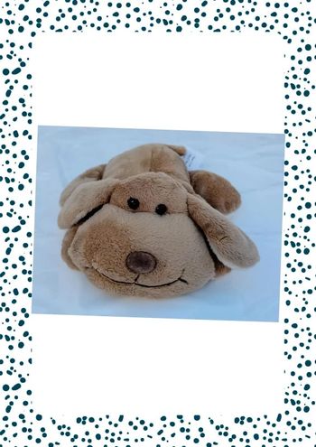 Chien en peluche