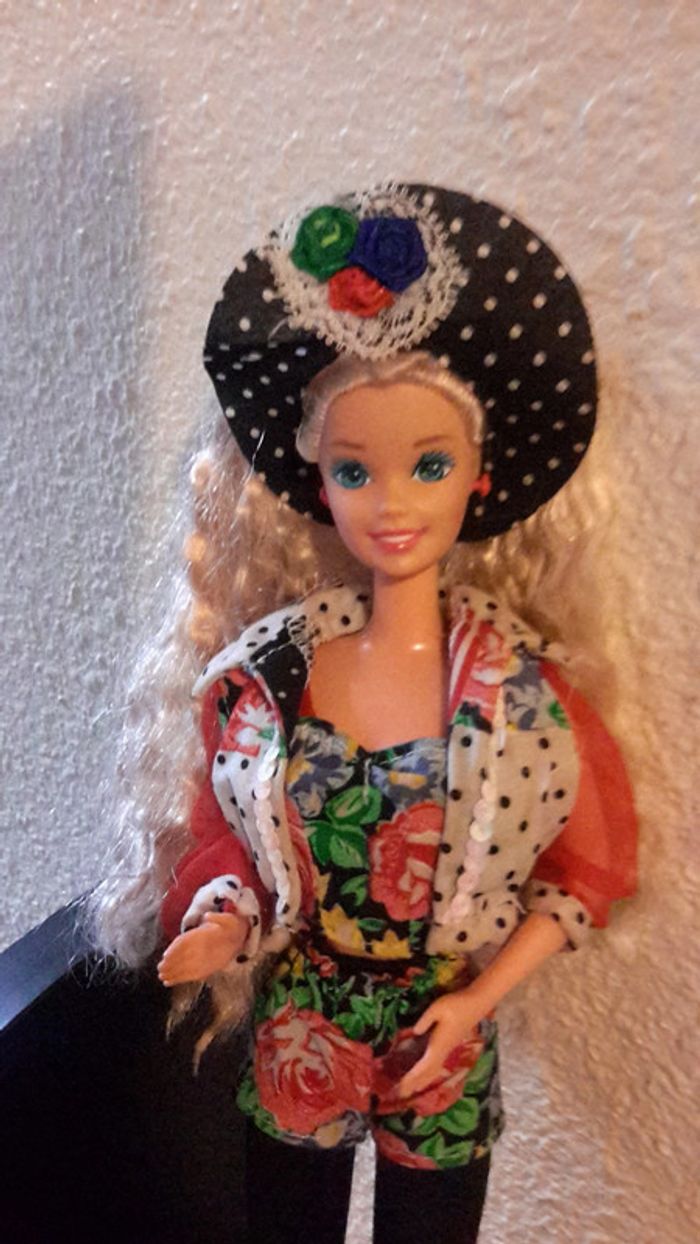 Barbie blonde tenue complète originale ancienne collection Mattel - photo numéro 3