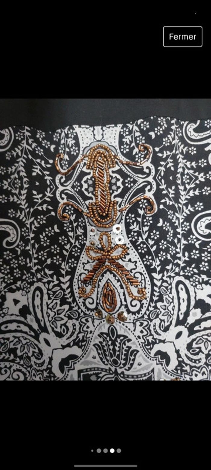 Tunique/blouse Promod taille 38/M blanche et noire avec perles très bon état - photo numéro 7