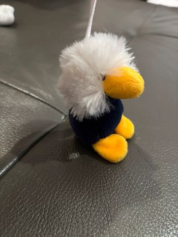 Petite peluche à pendre