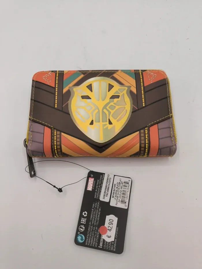 Portefeuille porte monnaie Disney Wakanda Forever Neuf - photo numéro 2