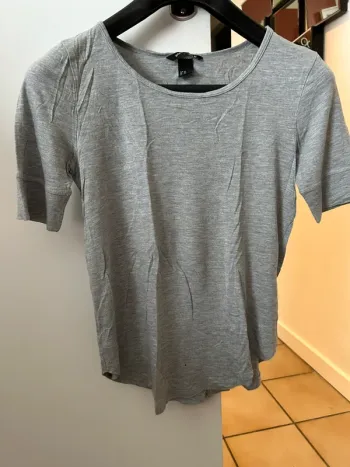 T-shirt H&M taille XS