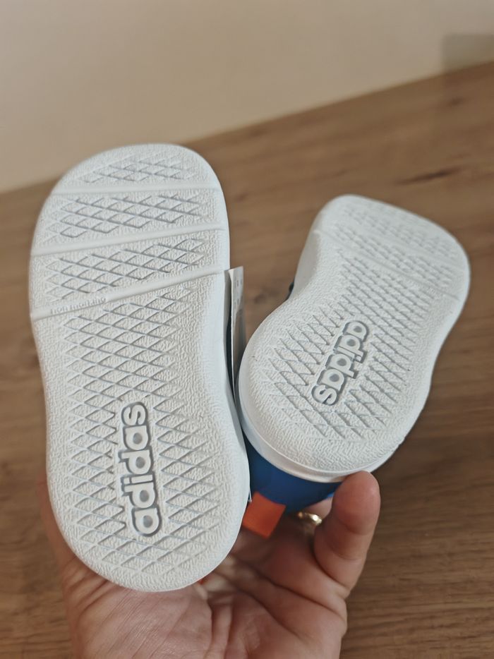 Basket garçon, taille 20, adidas - photo numéro 9