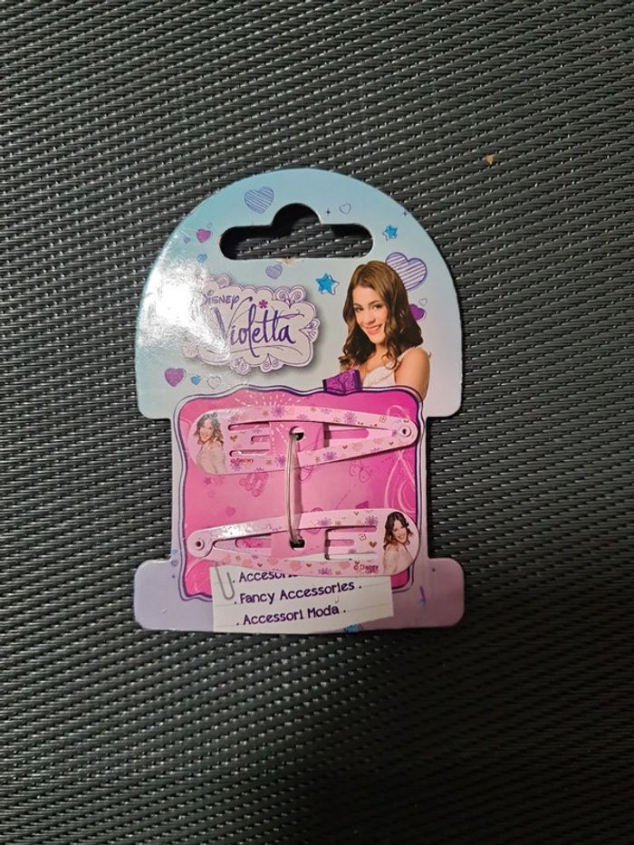 Lot de barrettes et bracelets barbie&violetta - photo numéro 5