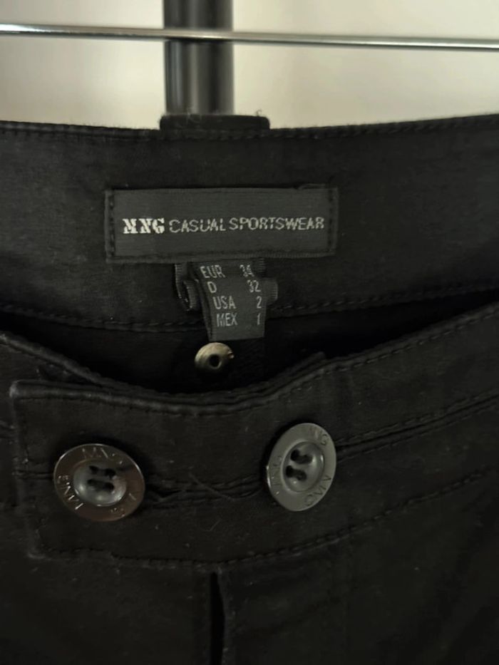 Panta court noir 34 MNG Casual sportswear - photo numéro 3