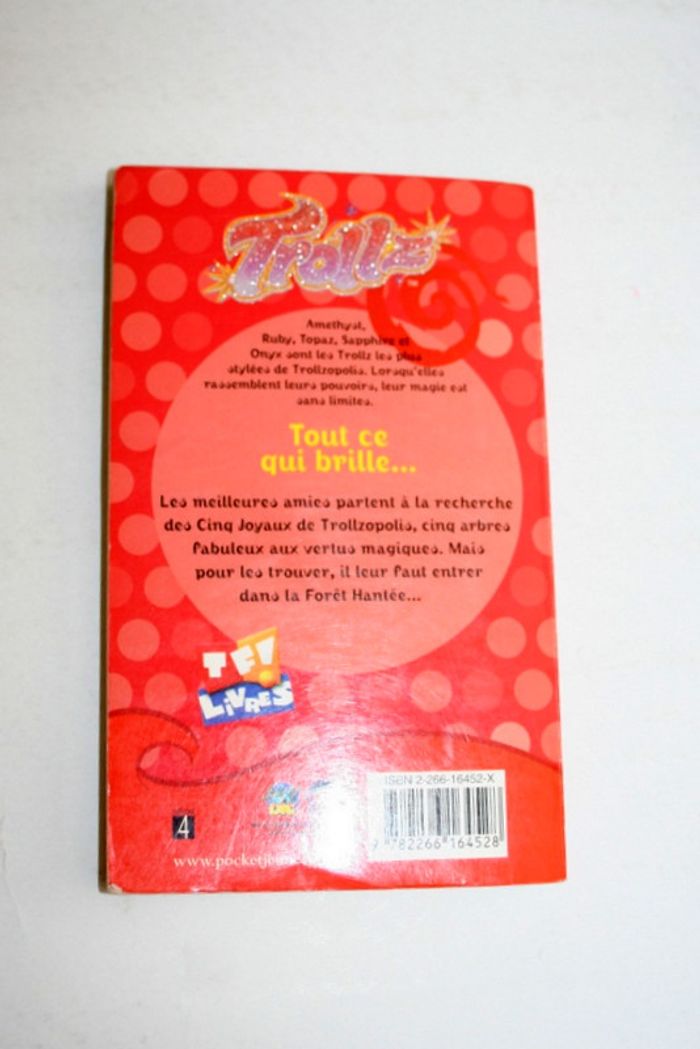 Trollz, Tout ce qui brille, Pocket Jeunesse - photo numéro 2