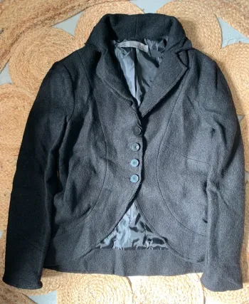 Jolie petite veste noir Zara taille L