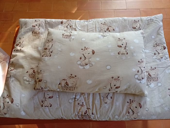 Couette et oreiller bébé