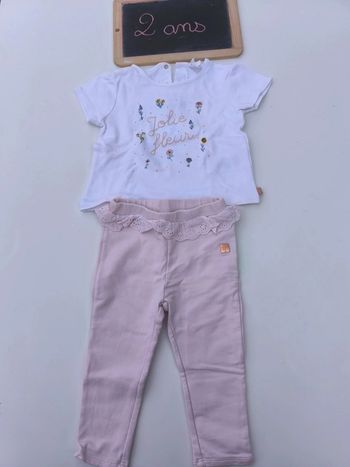 Ensemble marque Carrément Beau taille 2 ans en bon état