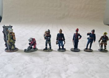 Lot de 7 figurine en plomb  , peinte à la main  , Del prado  , pompier , les héros du feu