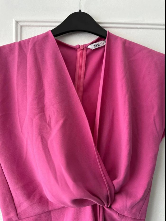 Blouse sans manches torsadée rose fuchsia taille S ZARA - photo numéro 2