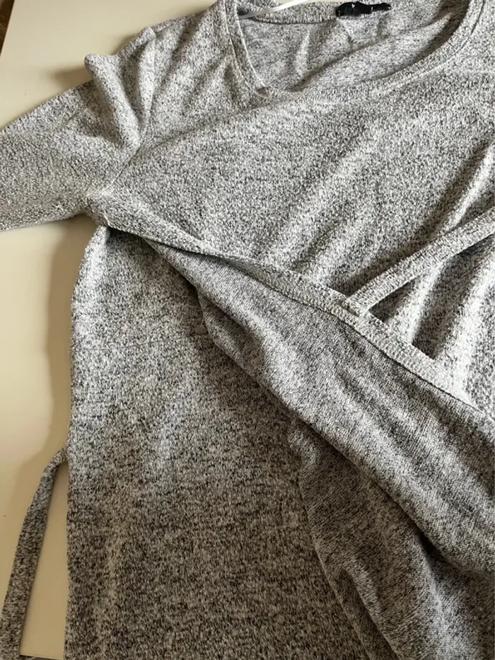 Pull d’allaitement - photo numéro 3
