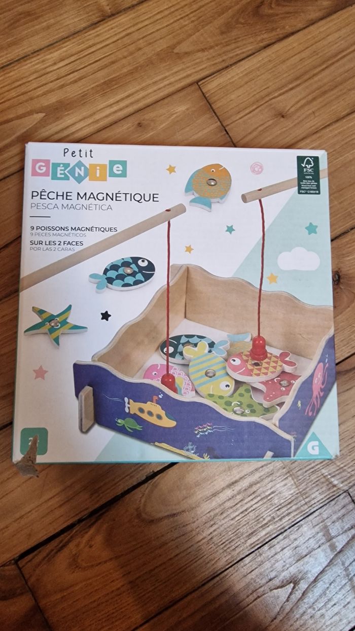 Jeu pêche à la ligne en bois aimanté