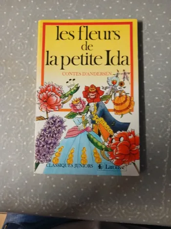 Livre Les fleurs de la petite Ida 
