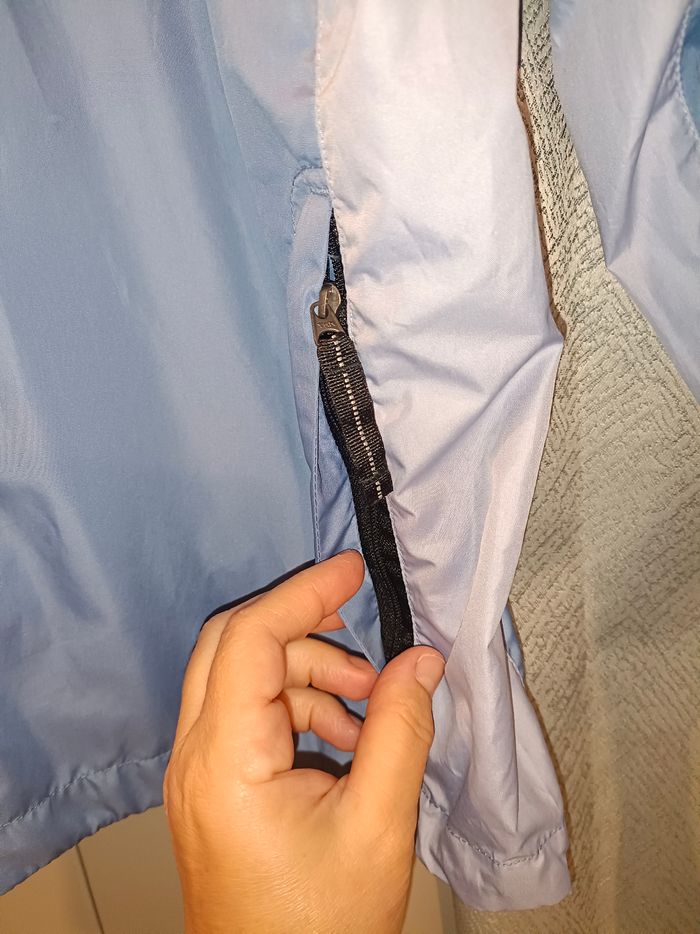 Veste coupe -vent Nike, taille S - photo numéro 2