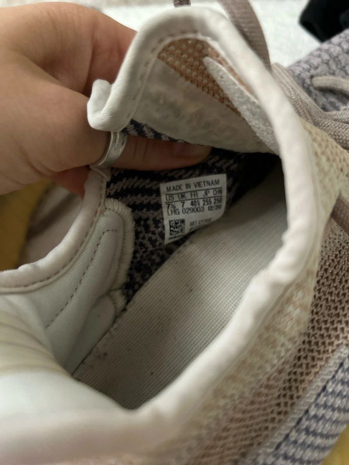 Baskets Adidas Yeezy Boost 350 p40 2/3 - photo numéro 6
