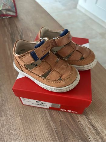 Chaussures bébé Kickers
