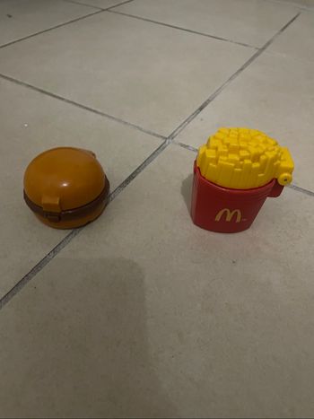 Lot jouet macdonald