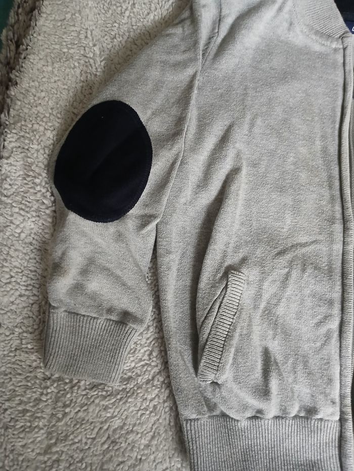 Gilet gris 5 ans Okaïdi - photo numéro 6