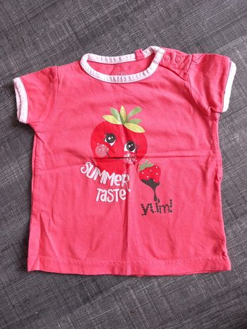 T-shirt taille 74cm c&a