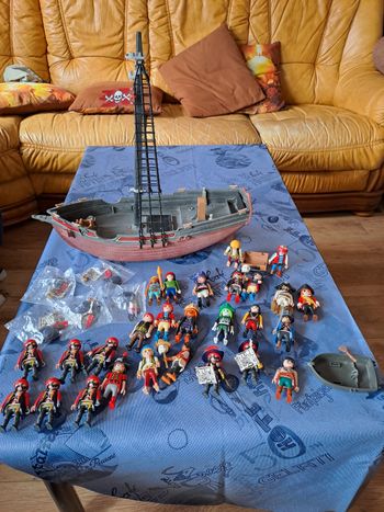 Lot pirates playmobil 