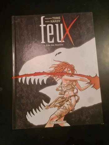 Bd  feux fille de reptiles