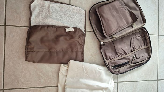 Sac et plan à langer de transport - photo numéro 2