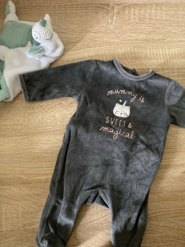 Lot de 5 pyjamas + 1 sur pyjama - photo numéro 7