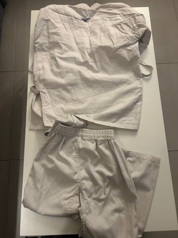 Kimono karategi Kiai 140